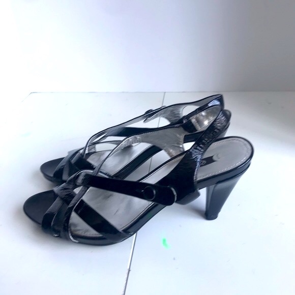 ECCO Patent Leather Strappy Heeled Sandals US 9/9.5 Euro 40 - Picture 5 of 11